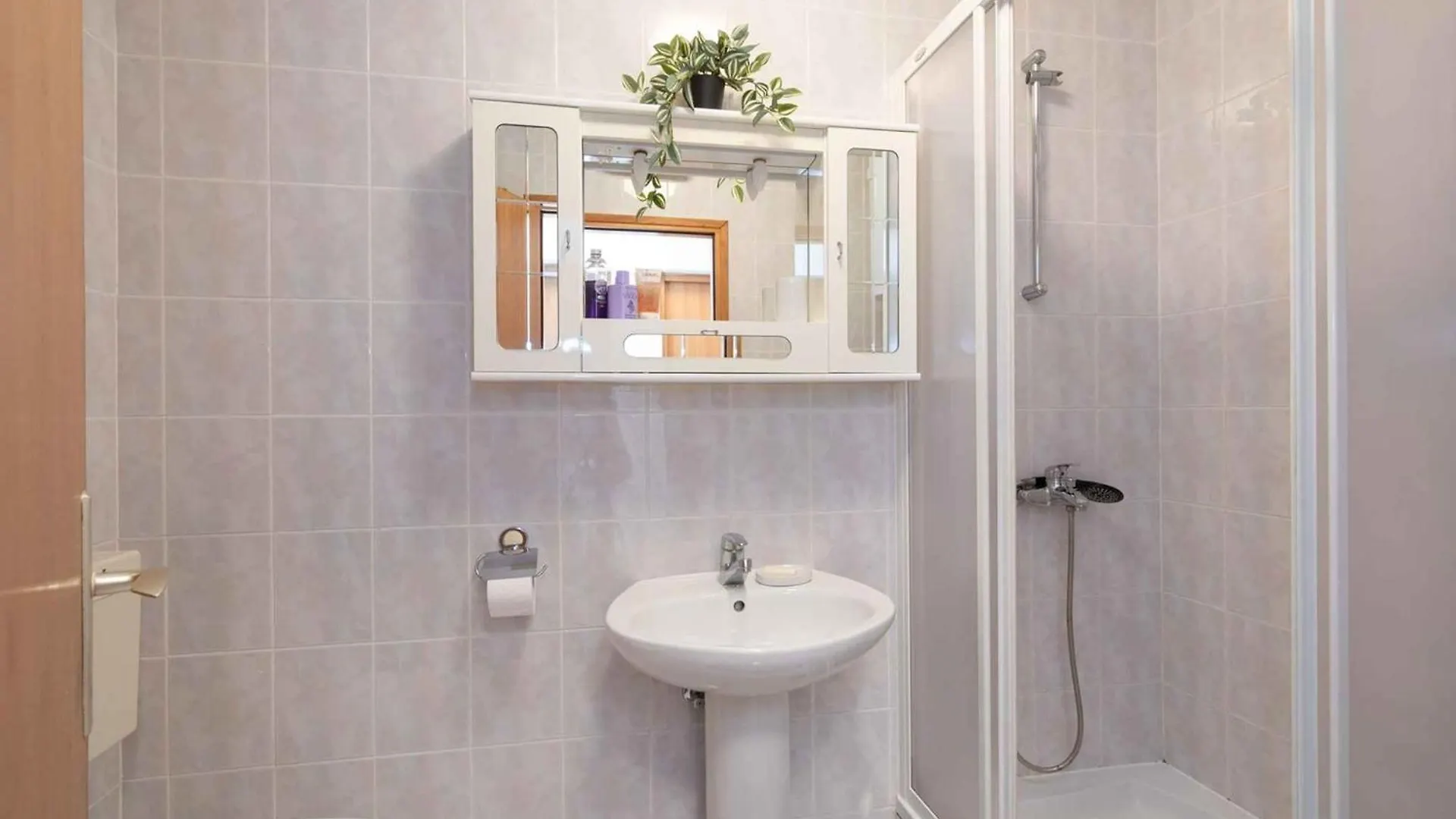 Apartment In Baska - Insel Krk 40437 Baska (Krk)